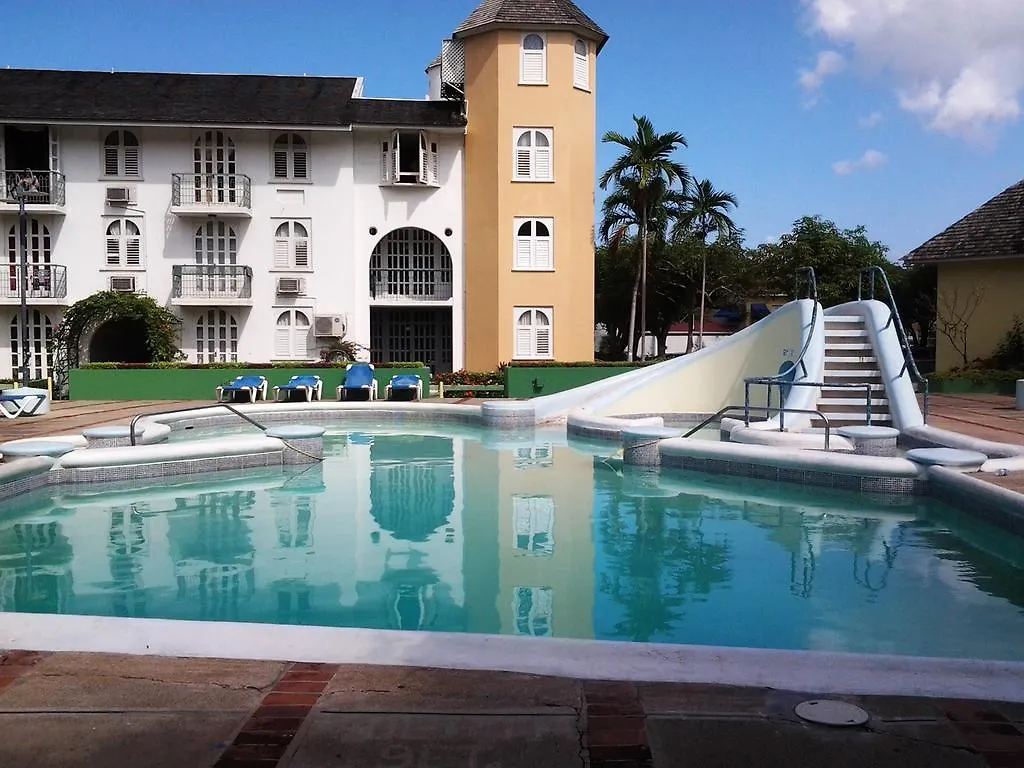 Ocho Rios Beach Apt At Sandcastles 0*, オーチョ・リオス ジャマイカ