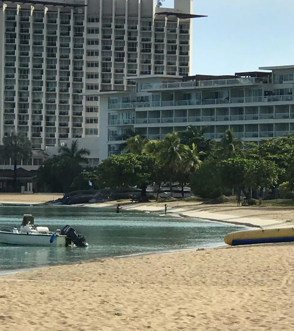 Ocho Rios Beach Apt At Sandcastles アパート オーチョ・リオス